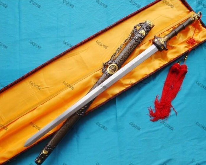 武當?shù)秳?></a></dt>
<dd><h2><a href='http://www.202164.cn/gouwu/2014-12-27/139.html'>武當?shù)秳?/a></h2>
<p> 劍器在武當?shù)纼?nèi)原是做法事、搞慶典、行齋譙必備之器物。武當劍器原本是以桃木劍為假借,以特定的環(huán)境為道場,以具有較高智慧的修真高道為主導,開展所謂“降妖驅(qū)...</p>
<span>2014-12-27</span></dd>
</dl>
</li>
<li>
<dl>
<dt><a href=